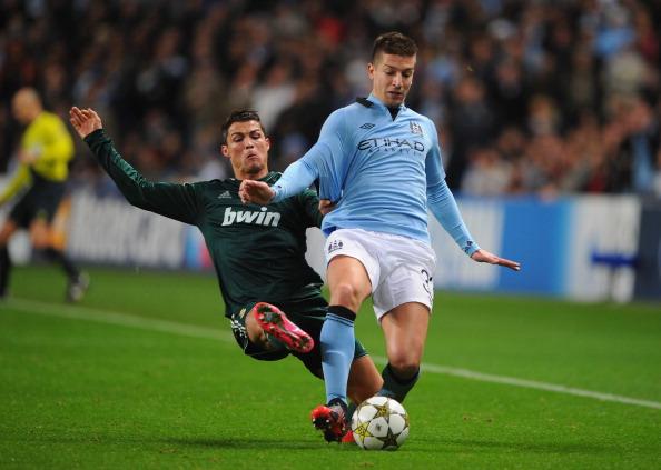 拉波尔塔：弗里克曾对我说想看到诺坎普竣工，我让他放心（拉波尔塔：弗里克希望见证诺坎普完工，我已告诉他不用担心）