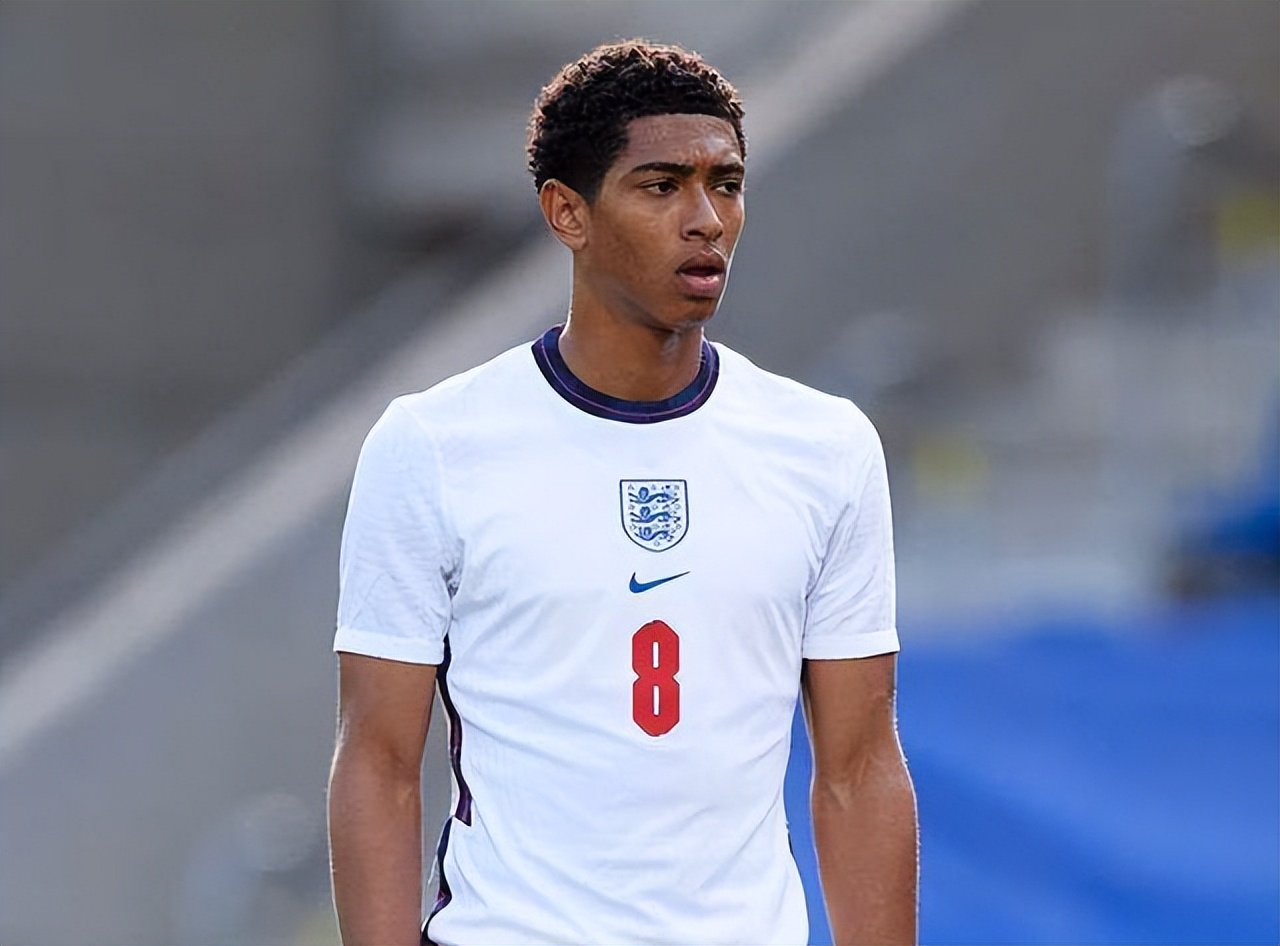 活塞13连胜追平队史纪录！坎宁安24+11带队客场险胜步行者