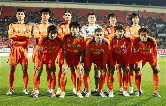 德转评年度最佳左边锋：迪亚斯、KK、拉菲尼亚、维尼修斯入围