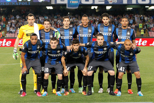 足坛年终大战即时排名：姆巴佩力压哈兰德排名第1，C罗暂列第3（年终足坛激战即时榜：姆巴佩压过哈兰德登顶，C罗暂居第三）