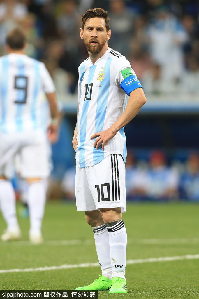 消息人士称，利物浦已开启谈判，有意以5000万英镑签下德甲顶级球员之一。