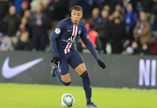 足球运动对孩子的益处（足球运动对儿童成长的积极影响）