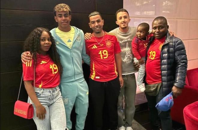 对土耳其后拒绝与边裁握手？德拉富恩特：我想道歉，不应这样（战土耳其后被指拒与边裁握手？德拉富恩特致歉：不该如此）