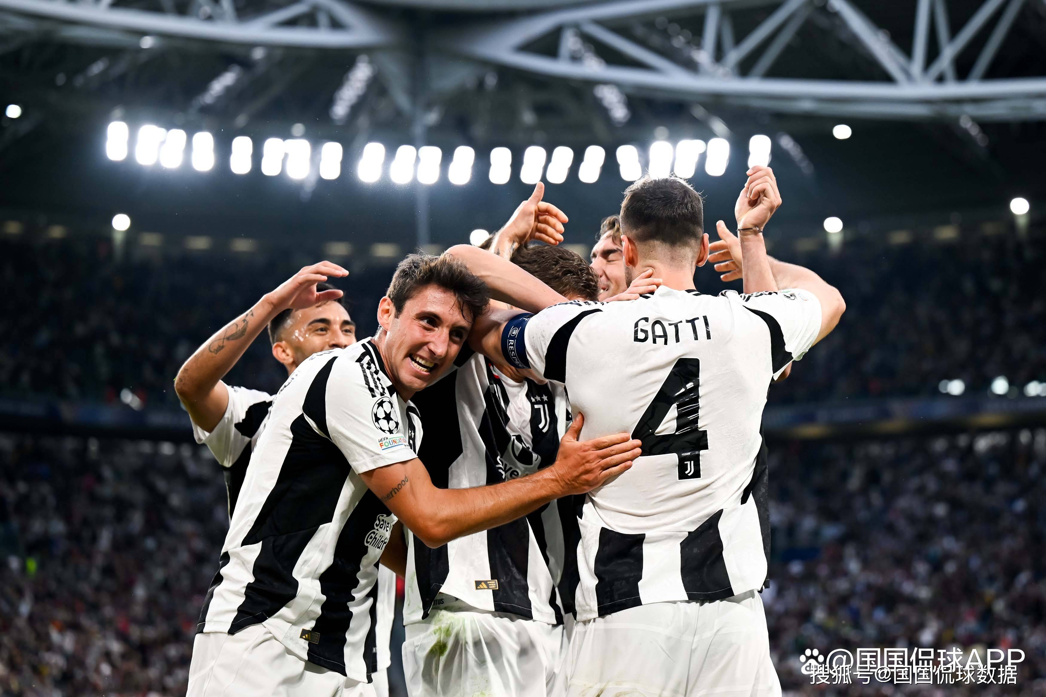 足球联赛赛季关键球员表现排行榜