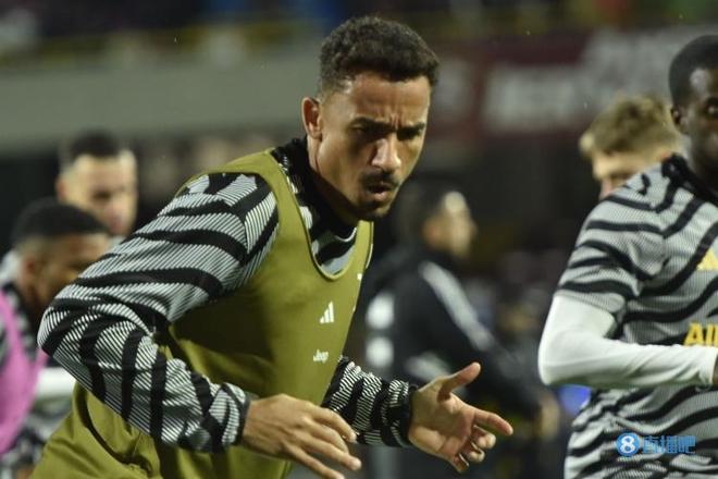 💡早报：利物浦1-0小胜国米；巴萨、拜仁皆逆转获胜