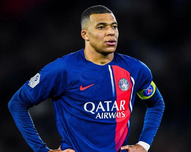 维拉蒂：不排除明年去意甲首次效力，我会在年底看看情况（维拉蒂：明年不排除首次征战意甲，年底再看去向）